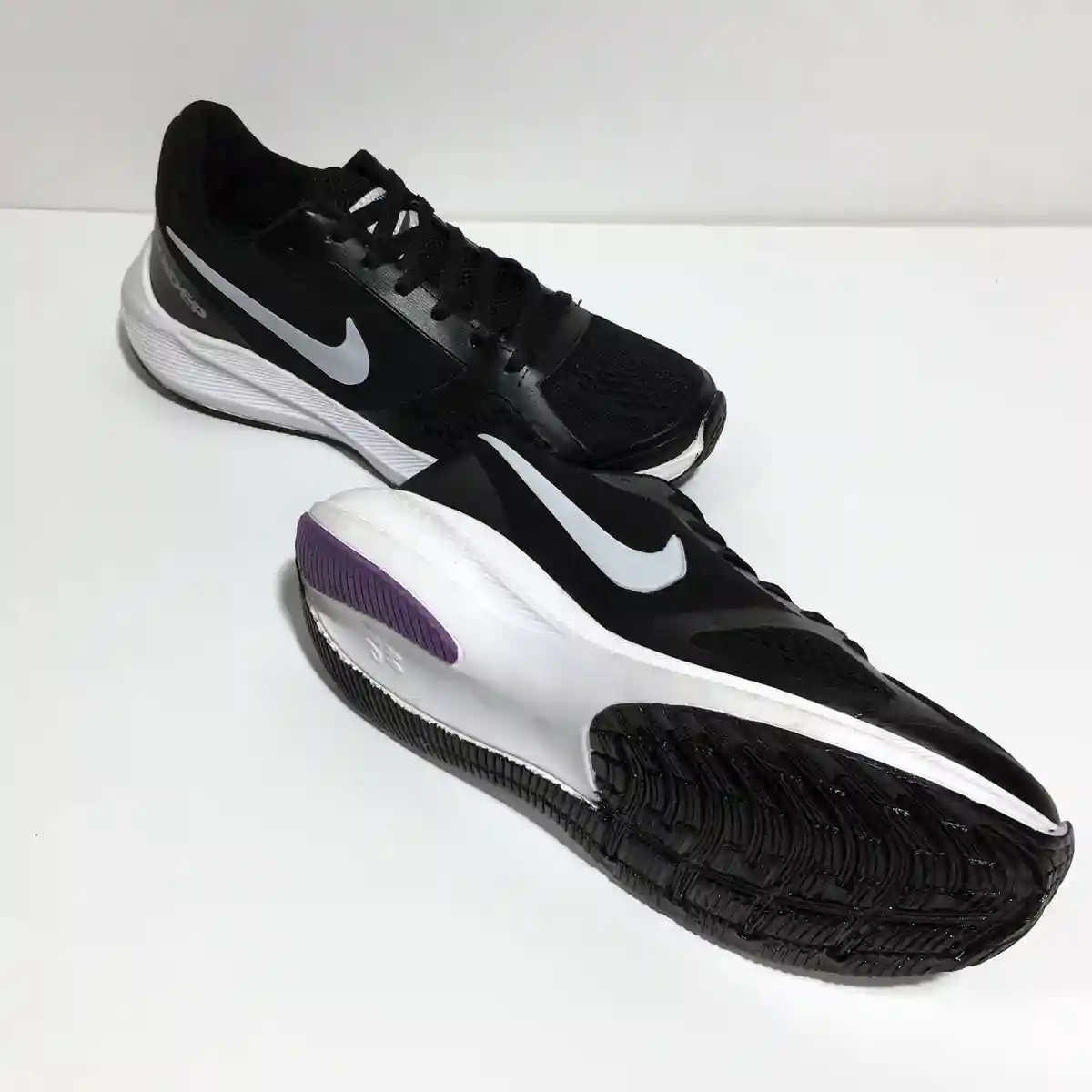 کتونی مردانه نایک گاید مشکی سفید / NIKE guide کد 205