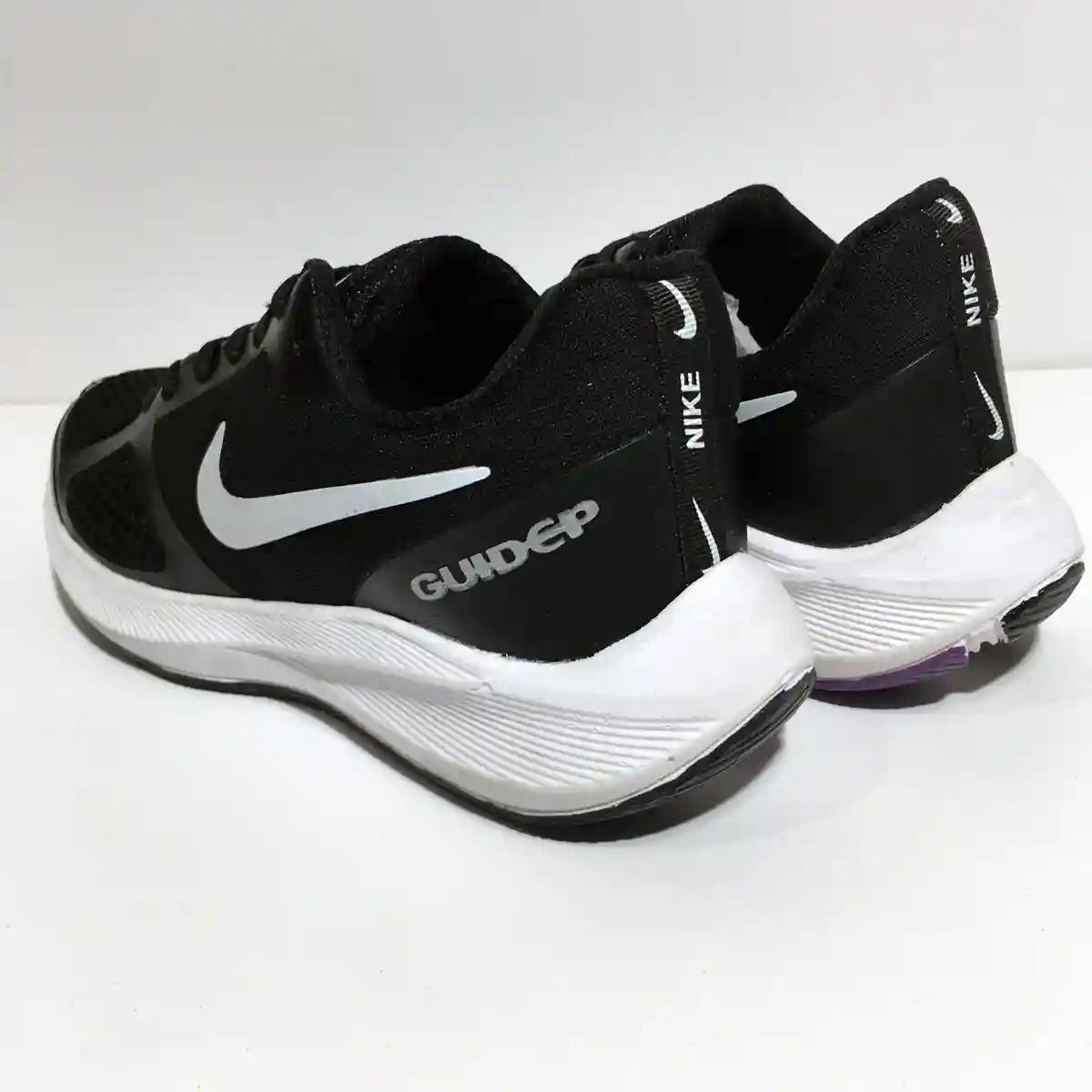 کتونی مردانه نایک گاید مشکی سفید / NIKE guide کد 205